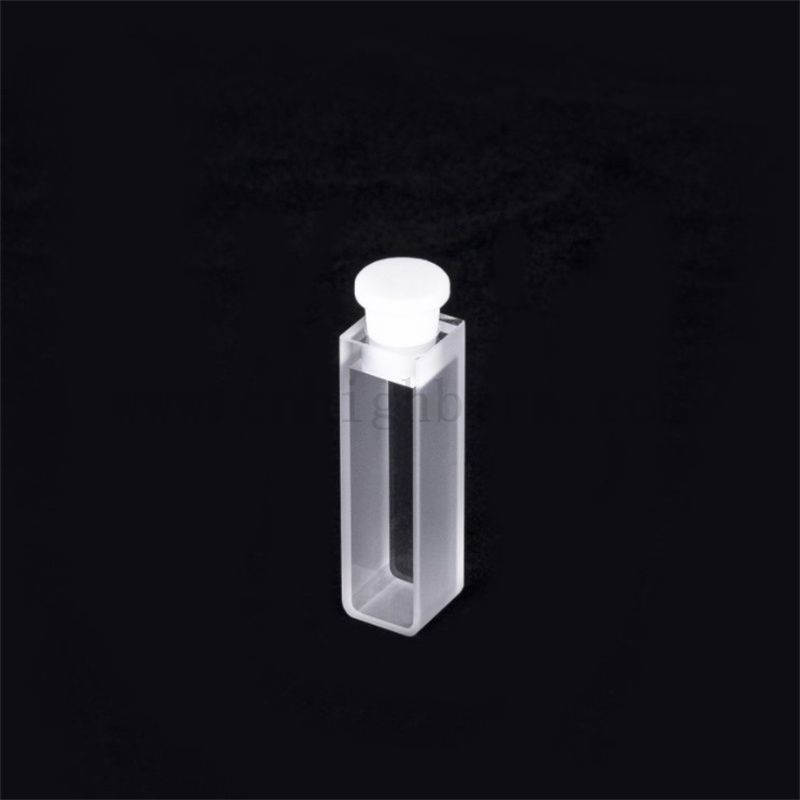 Laborforschung Quarzinstrumente Q114 Quarz Cuvette 3,5 ml Standard optische Glaszelle mit Stopper