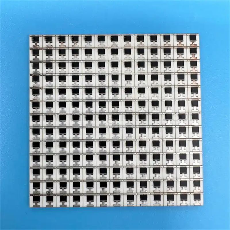 Passen Sie mehrschichtige Alumina -Keramik -Substrate dicker Filmkreis an
