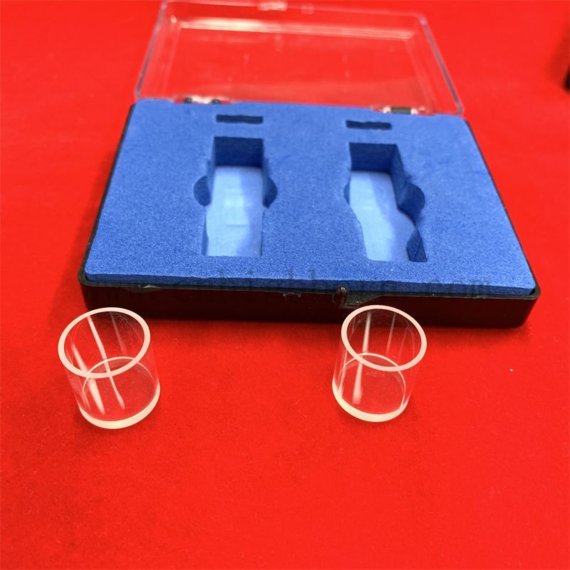 Massive Quarzk&uuml;vette