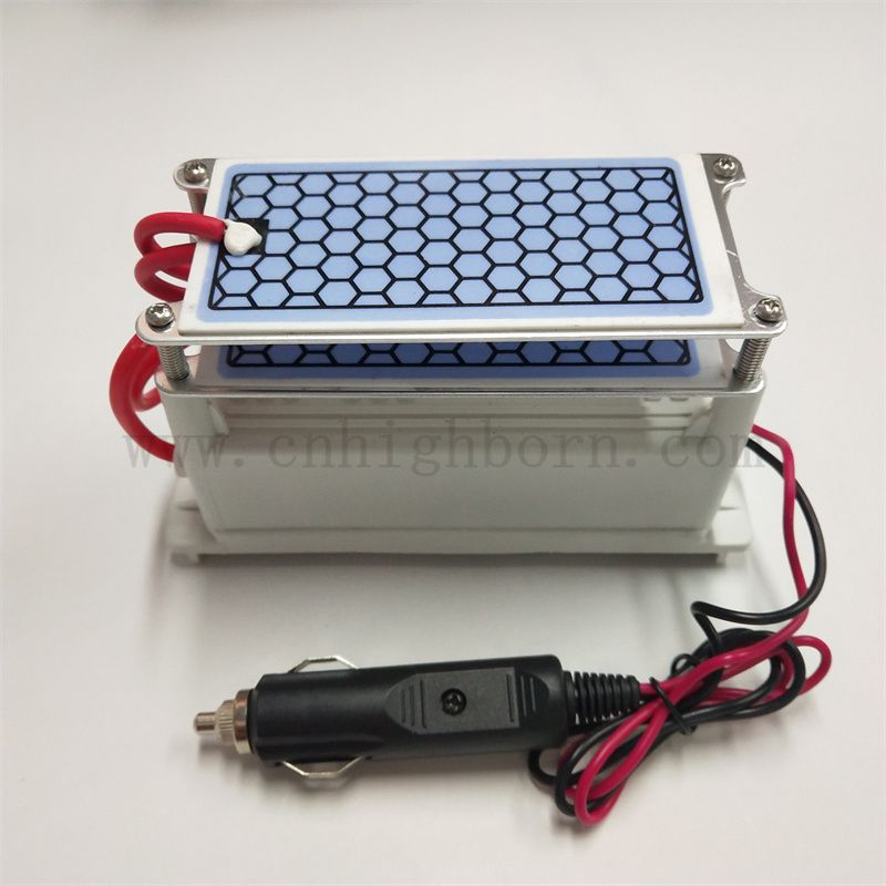 12V 10G/H Ozongenerator Kit Ozonatormodul mit Zigaretten -Leichterstopfen in Verbindung