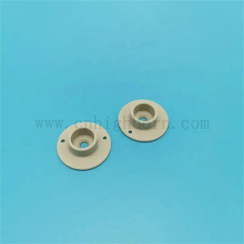 Hohe thermische Leitfähigkeit 170W/mk Aluminiumnitriddichtung Isolation Kühlkörper Keramikkomponenten