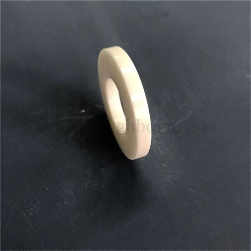 Customisierte weiße Yttria stabilisierte Abriebfestigkeit Zirkonia Keramikring ZRO2 Hoop