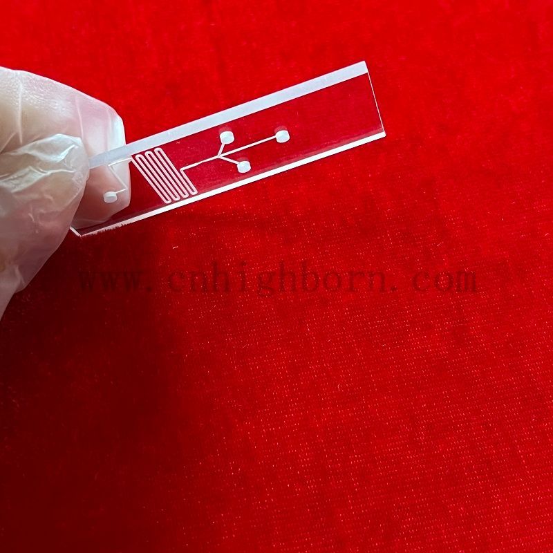 Mikrofluidik-Chip aus Quarzglas