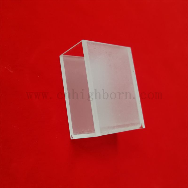 K&uuml;vette aus Milchglas