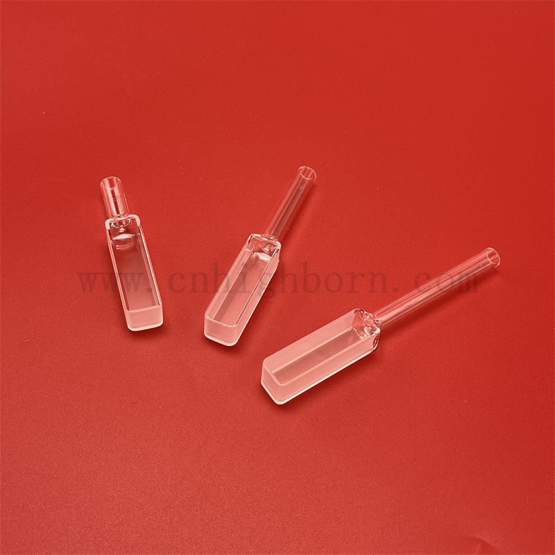 K&uuml;vette aus Milchglas