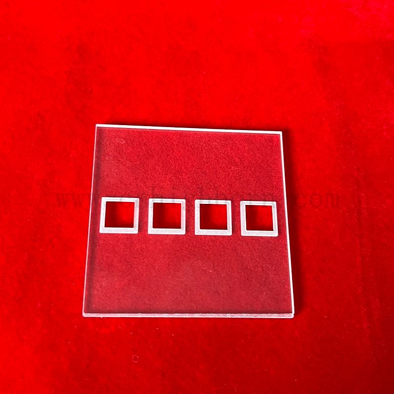 Poliertes Quarzglasbrett mit Multibore für Laborwasser, die wirbeln