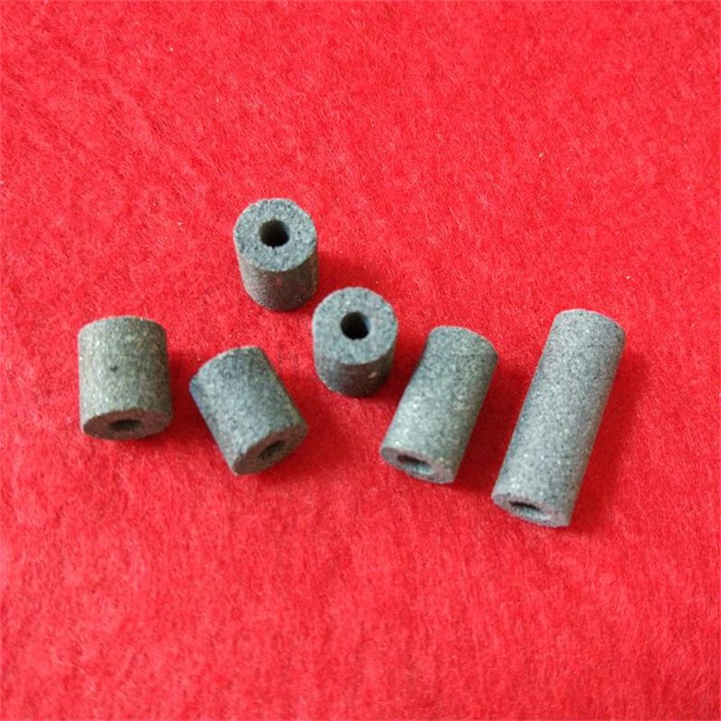 Customized Sic Silicon Carbid Keramikfilterrohr Einstellbarer Porosität Sic Poröses Keramikrohr