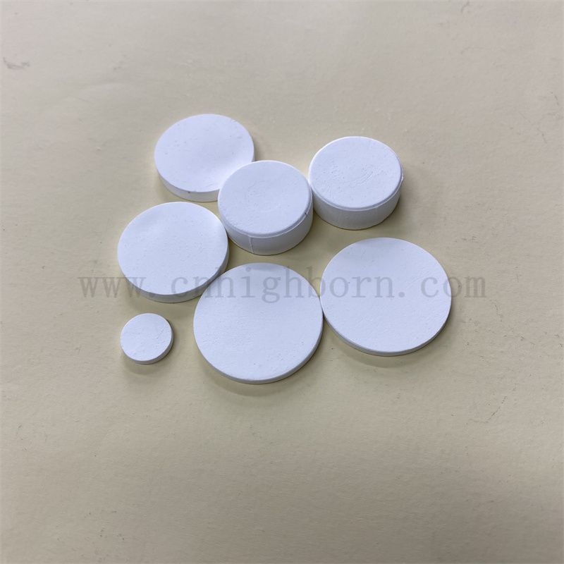 Benutzerdefinierte weiße poröse Keramikblech -Duftplatte für Luft frischer