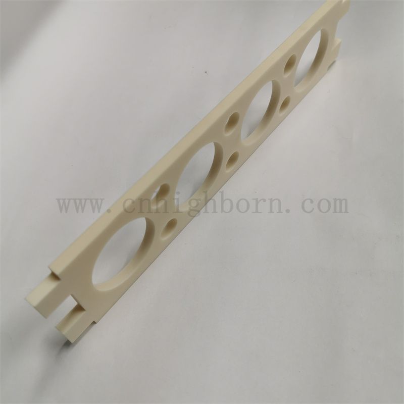 Customized 99%Alumina Keramik CNC Schneidplatte Al2o3 Platte