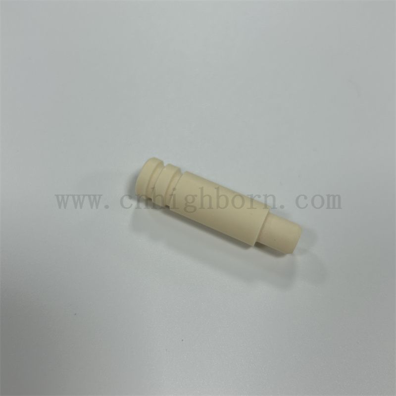 Elektrische Isolierpräzision 99 Aluminurchina Porzellan Al2o3 Keramikrohr mit Schritt
