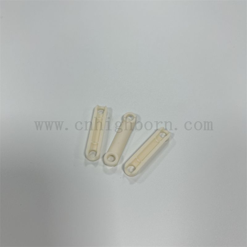 Verschleiß resistent 95% 99% Bearbeitung Al2O3 Struktur Teil Aluminiumoxid -Keramikkomponenten