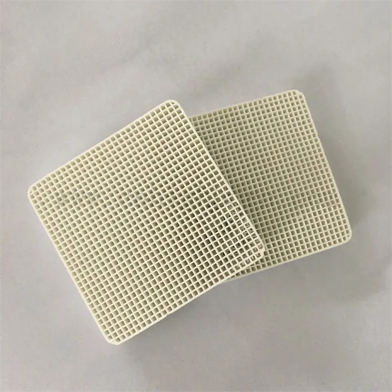 Auto-Engine-Konverterkatalytikplatte Wabenkatalysator-Substrat