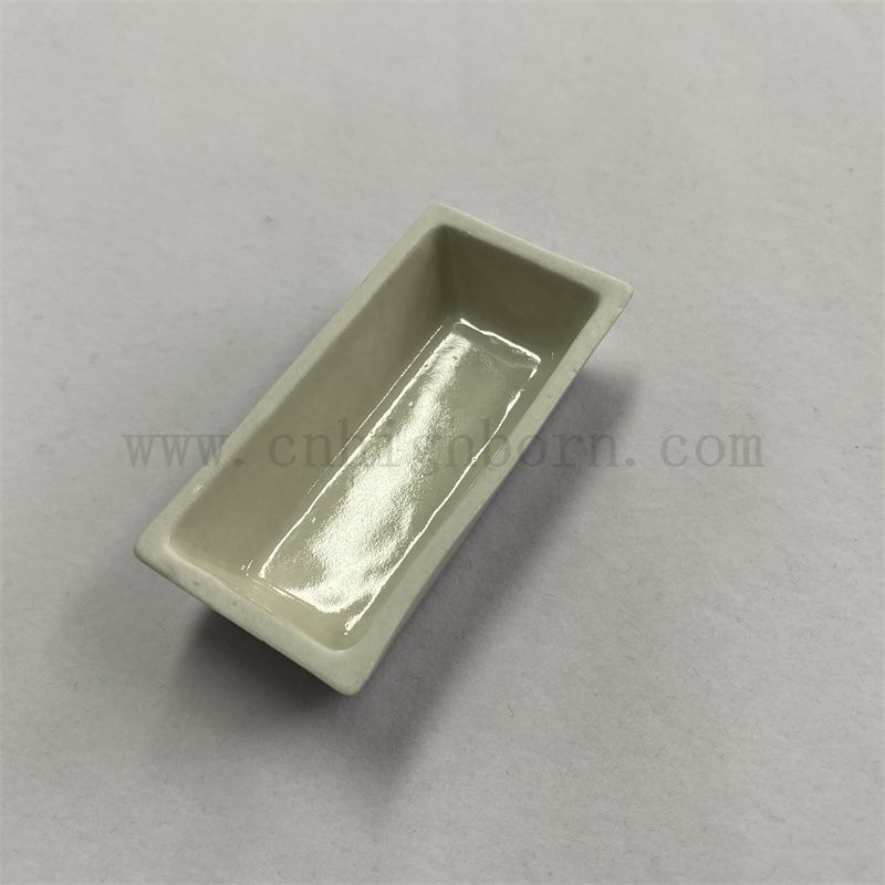 55 × 28 × 12 mm Labor -Aluminiumoxid -Keramik -Trapez -Boot Porzellanbecher