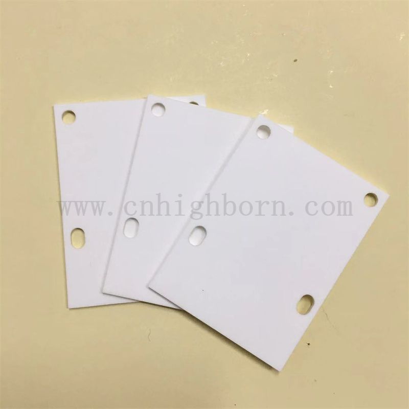 Angepasst 95% 96% AL2O3 Aluminiumoxid -Keramik -Isoliersubstratblatt