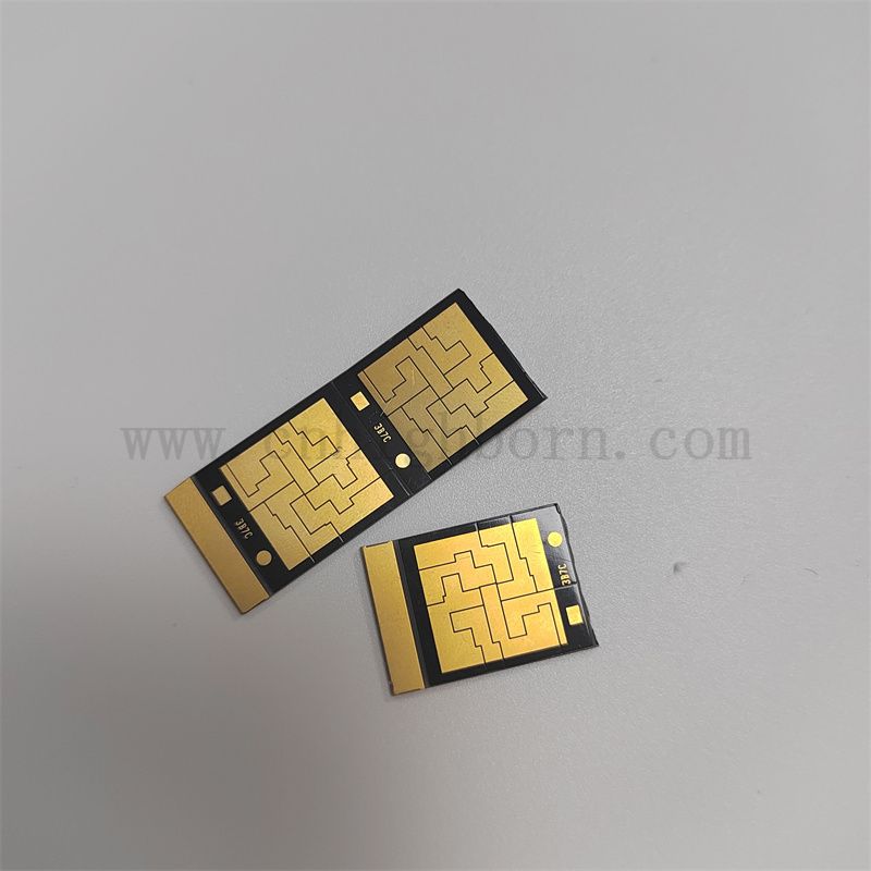 Customized Mo Mn Alumina Al2O3 DBC DPC AMB Metallisierte Keramik -Substrat für elektronische Komponente