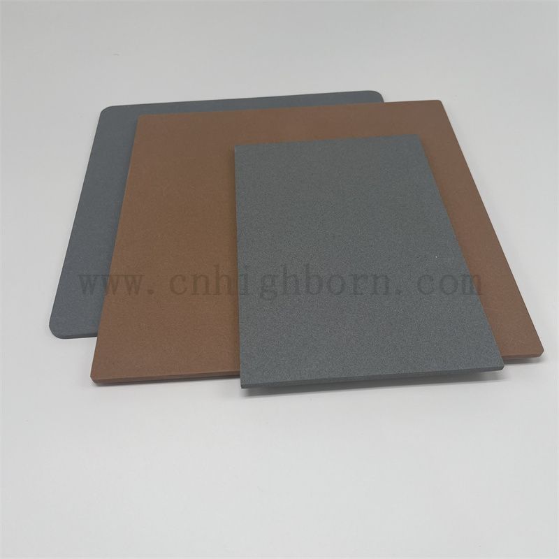 Poröse schwarze Aluminiumoxid -Saugplatte Elektrostatische Adsorption Al2o3 Keramikdiffusor