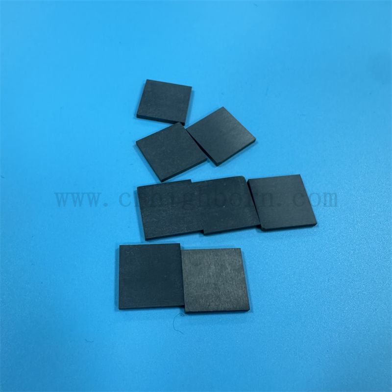 Customisierte schwarze Zirkonia unregelmäßige Tafel -Isolator ZRO2 Keramikplatte