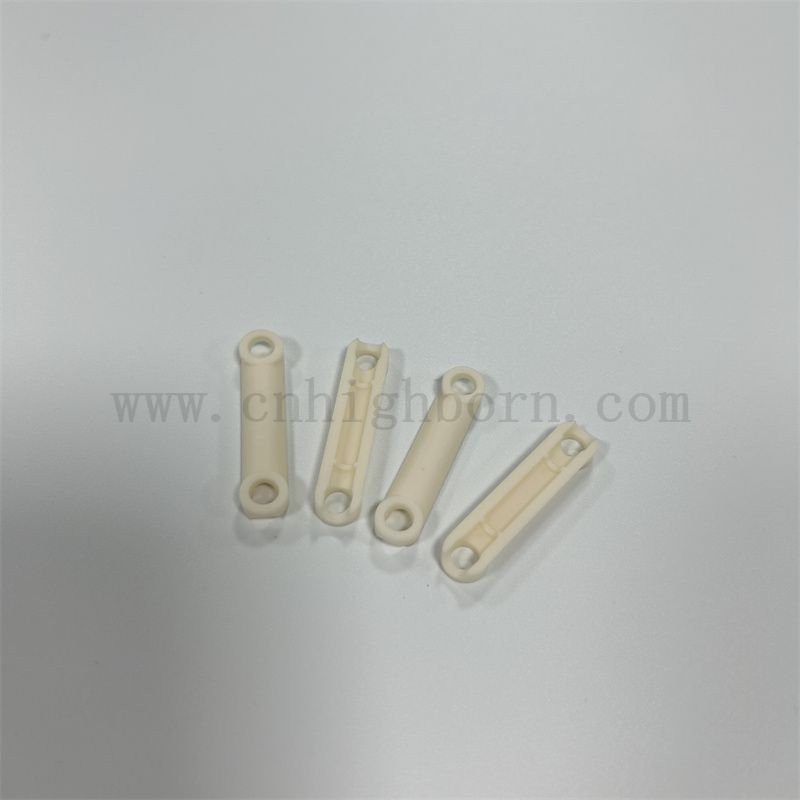 Verschleiß resistent 95% 99% Bearbeitung Al2O3 Struktur Teil Aluminiumoxid -Keramikkomponenten