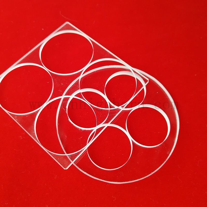 92% transparente Quarzglas UV Fusion Silica -Platte mit Laserbohrlöchern