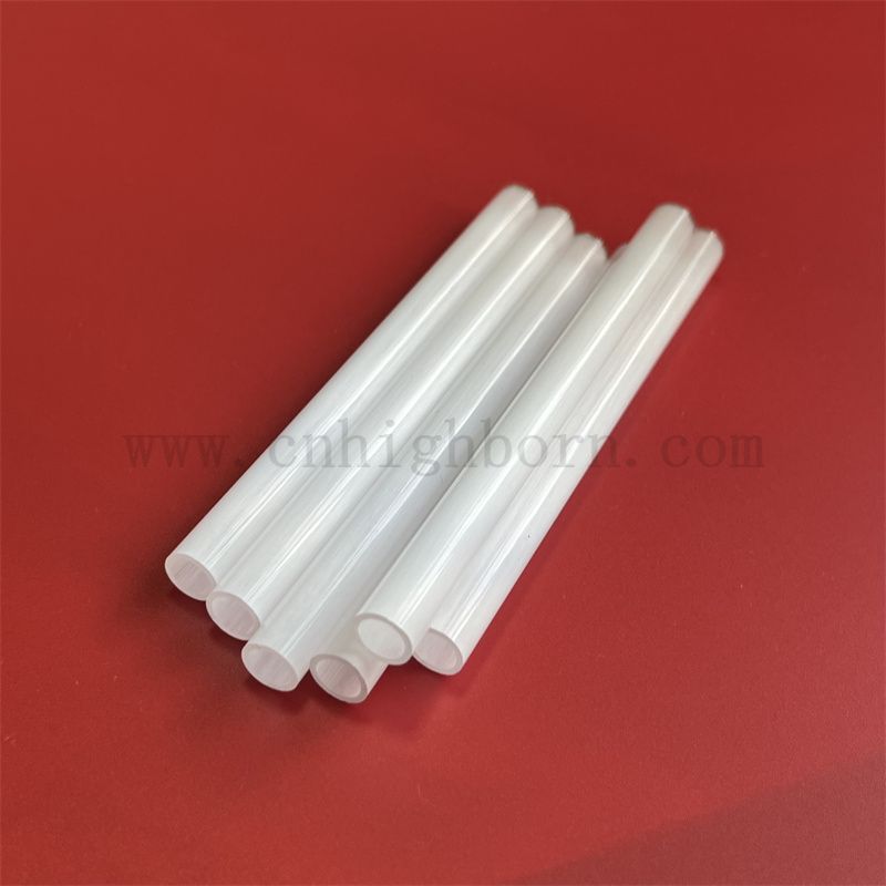 Maßgeschneiderte milchige Quarz -Fusionsrohr und undurchsichtiger Quarzrohr