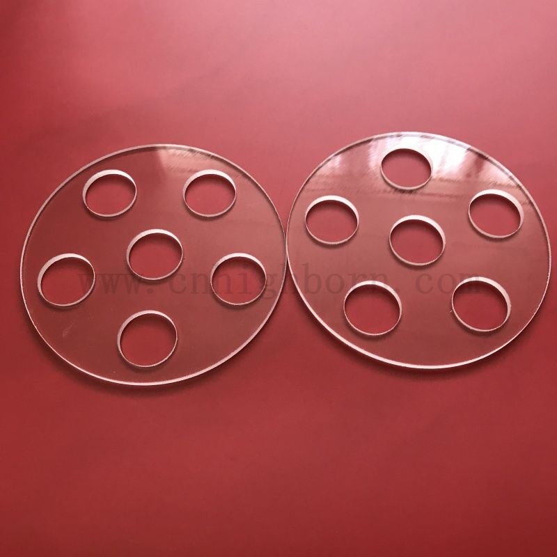 Customized Laser gebohrte transparente Silica -Glasplatten -Quarzscheibe mit Löchern