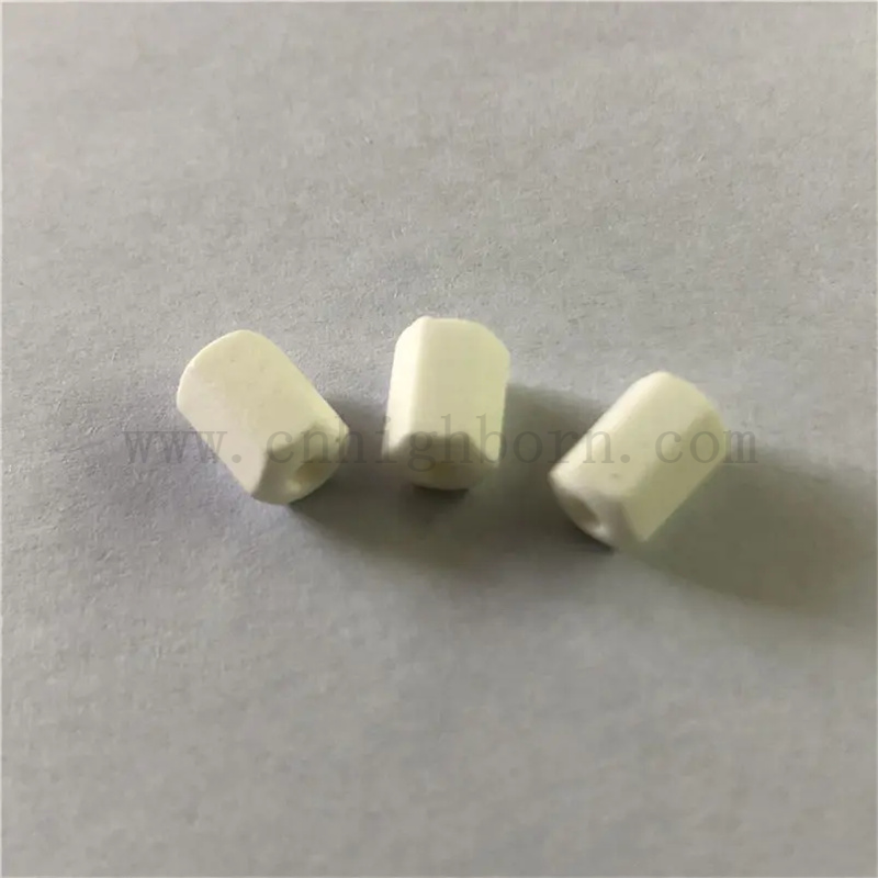 Verschleißfestigkeit Al2o3 Alumina Keramik Draht Führung Textil Keramik Öse