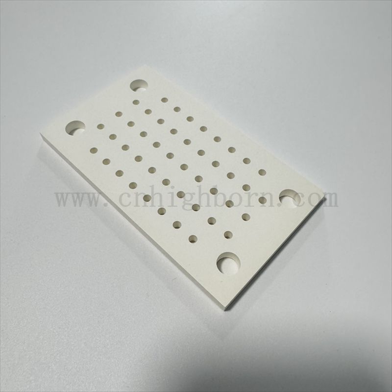 Wärme Stabilität Wärme Leitfähigkeit kubisch weiße Bornitridplatine BN -Platte mit Loch