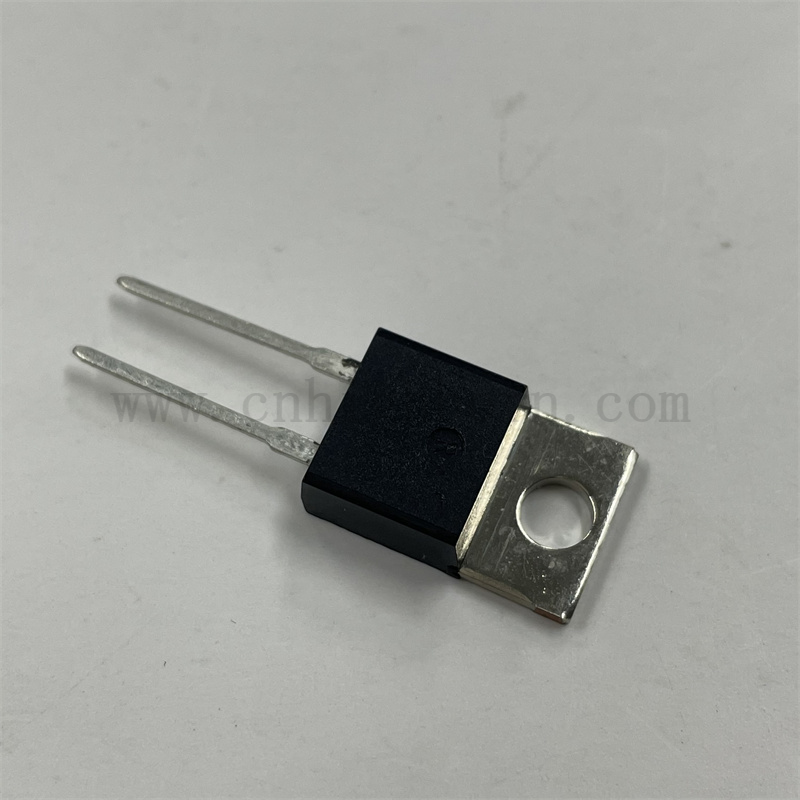 Einstellbare elektrische Dickschichtwiderstände mit hoher Nennleistung von 35 W für die Automobilelektronik