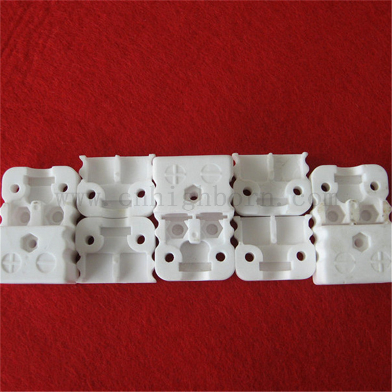 Isolierung 95 Alumina -Stecker Customized Unregelular Al2o3 Keramikbox