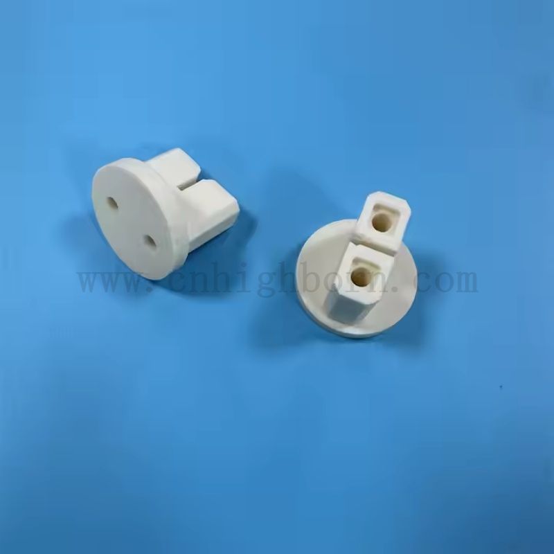 Industrielle maßgeschneiderte Alumina -Keramik Teil 95% Al2O3 Isolierende Ersatzstücke