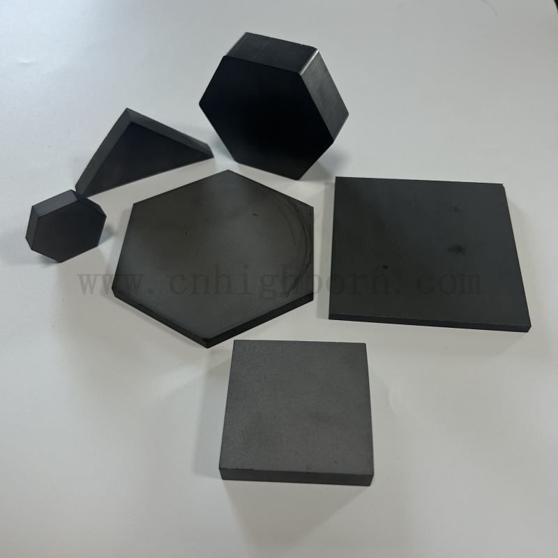 Customisierte hohe Härte Borkarbid hexagonales Schutzblatt B4C -Keramikplatte