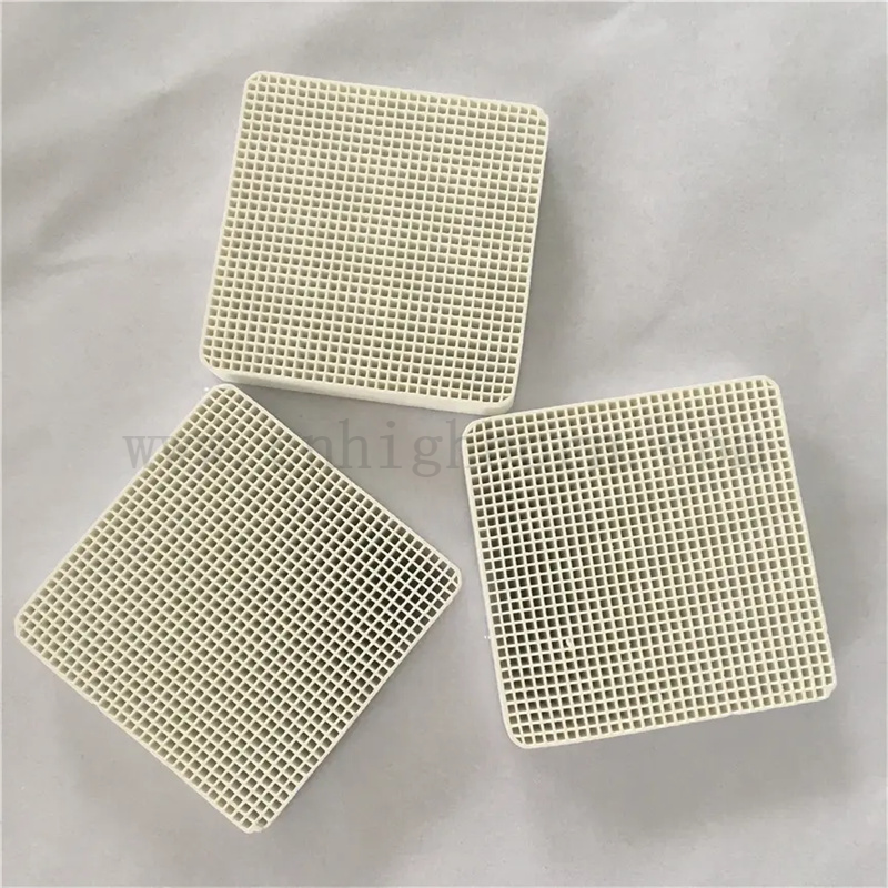 Auto-Engine-Konverterkatalytikplatte Wabenkatalysator-Substrat