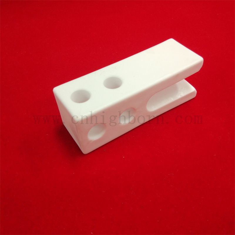 Verschleißresistenz 95% AL2O3 Alumina -Keramik -Isolierung Teil