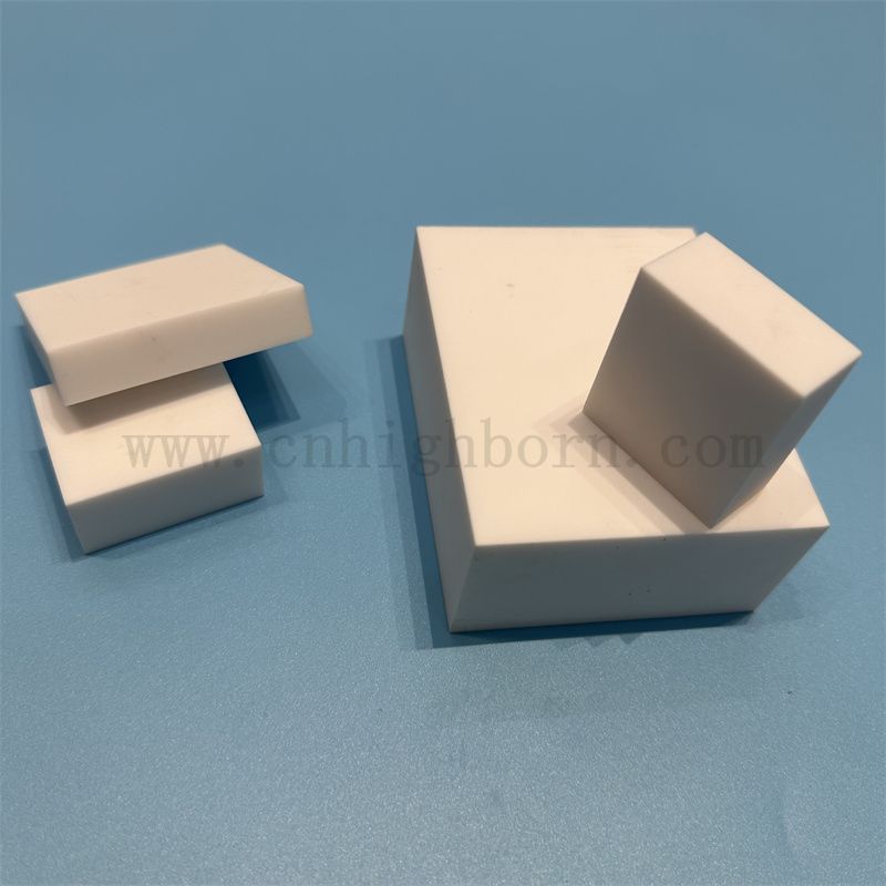 Customized Messable Glass Ceramic Board niedriger Dichte Isolator Macor Plate