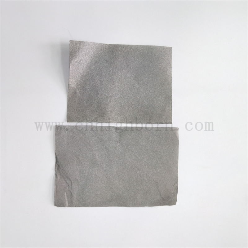 Poröse Filterscheiben aus Edelstahl mit hoher Temperaturbeständigkeit, gesinterter Metallfaserfilz für die chemische Filtration