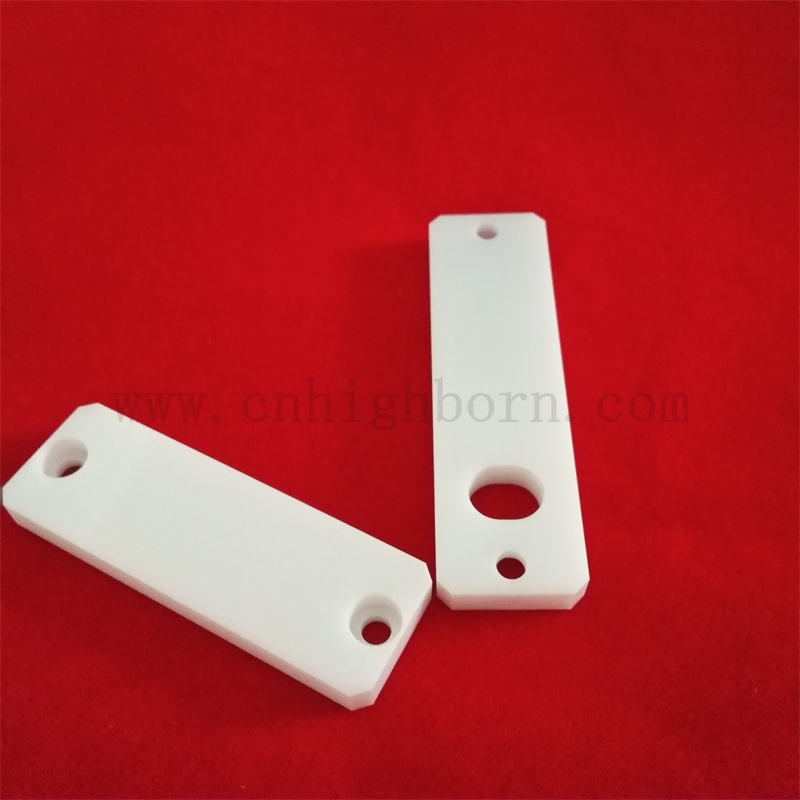 Hochfestige ZRO2 -Keramikstreifenzirkonias Keramikplatte mit Löchern