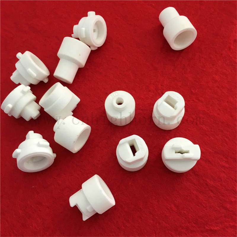 unregelm&auml;&szlig;iger Teil aus Zirkonoxid