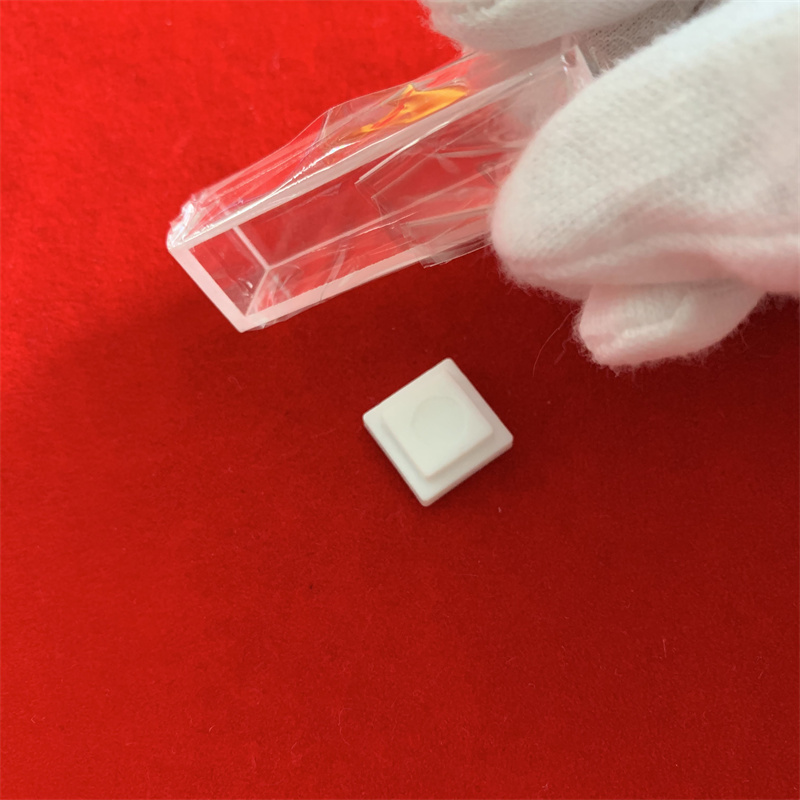 Laborglaswaren Standard Fluorometerzelle mit Deckel klar fünf Seiten Quarzglasspektrophotometer -Küvette