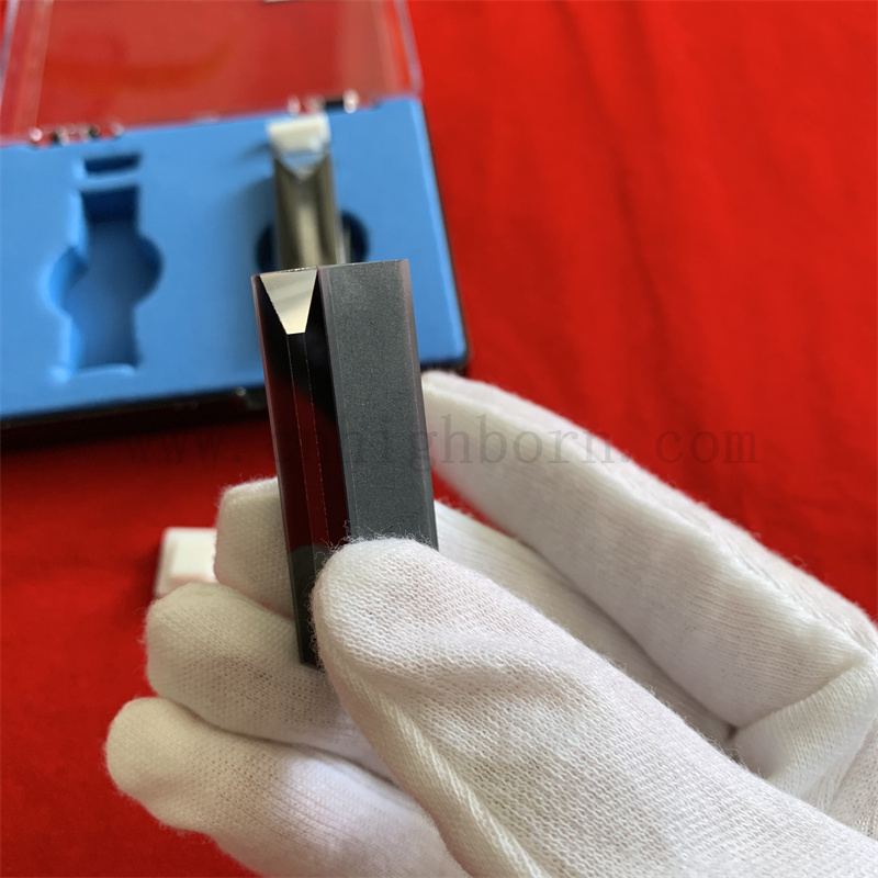 Laborglaswaren 1ml Quarzzelle Mikrokuvette mit schwarzer Wandquarzglasklugette mit Deckel