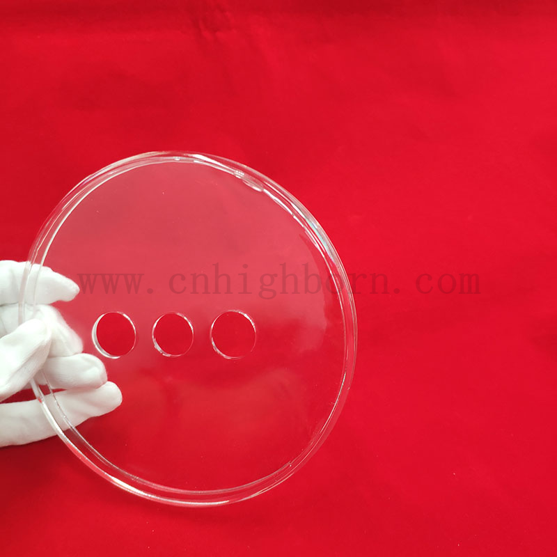 Laserbohrung transparent drei Löcher Quarzglas runde Scheibe