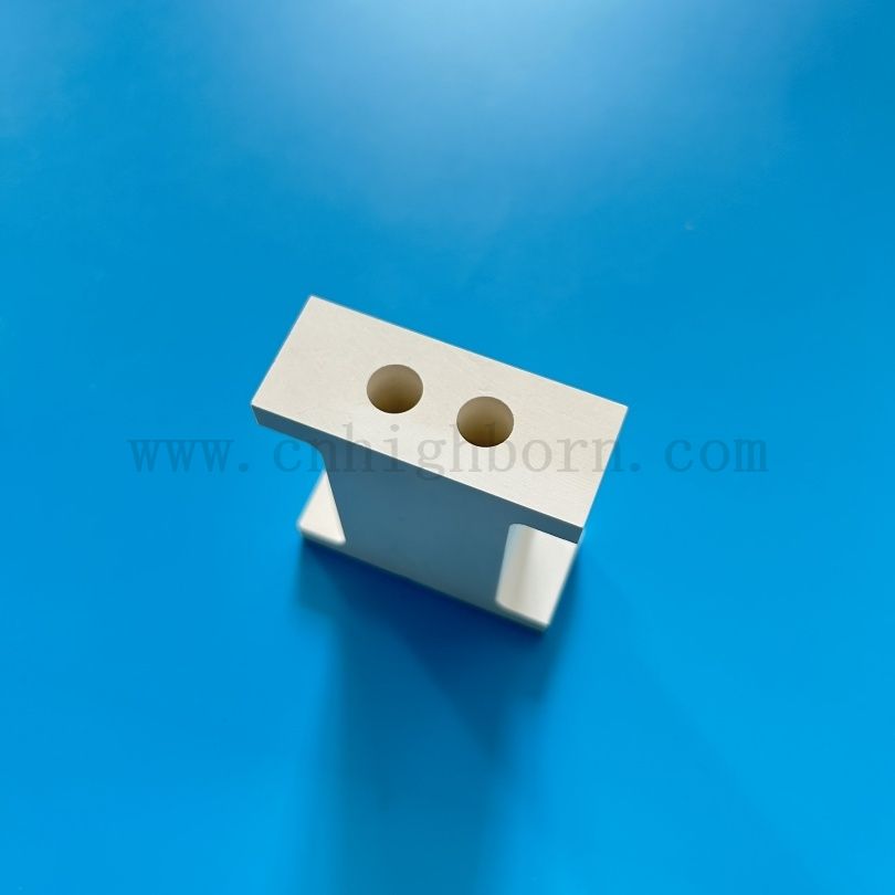 Fabrikversorgung kurzer Vorlaufzeit Bornitrid -Keramikblock mit Löchern