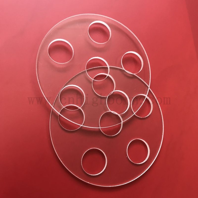 Customized Laser gebohrte transparente Silica -Glasplatten -Quarzscheibe mit Löchern
