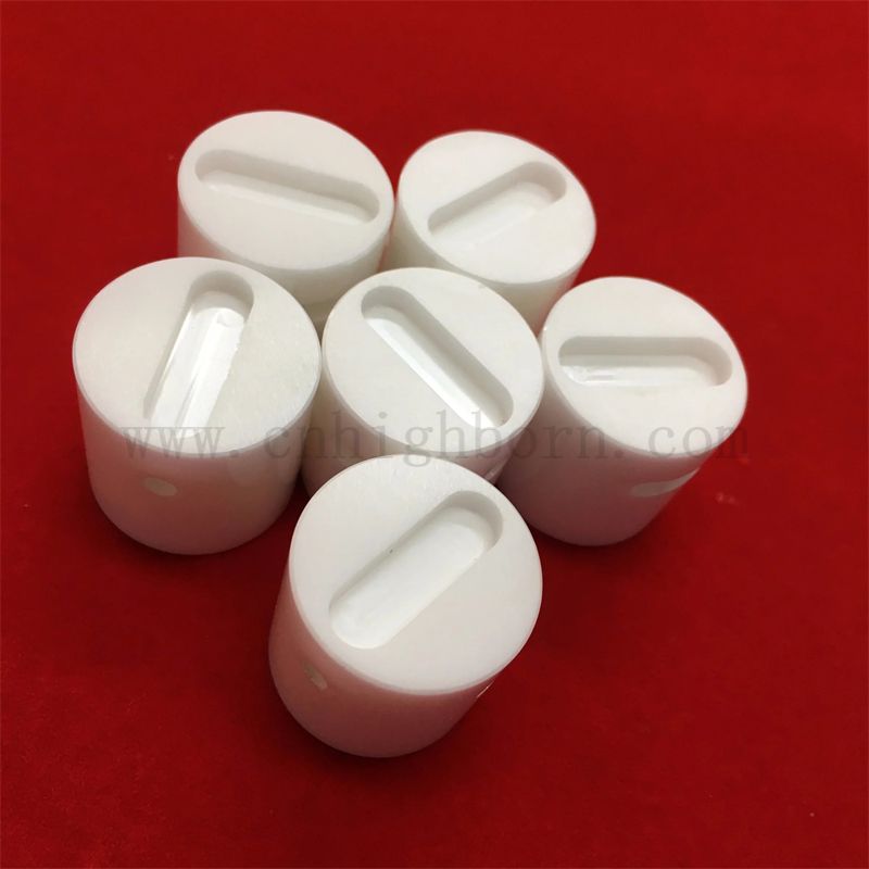 Präzisionsbearbeitete ZRO2 -Werkstück Zirkonia Keramik gerillter Stange