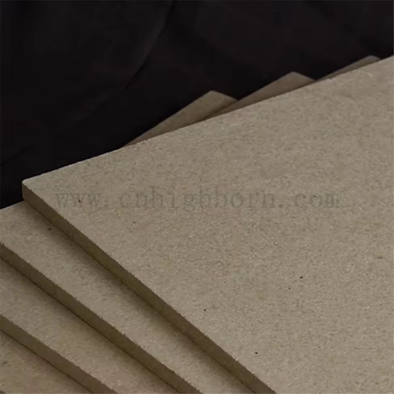 Niedrige thermische Leitfähigkeit Cordierit Mullit Keramikplatte Langlebige Refraktär Keramikblech