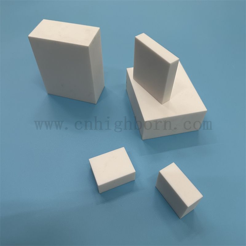 Customized Messable Glass Ceramic Board niedriger Dichte Isolator Macor Plate