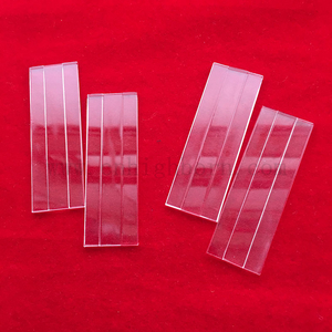 Maßgeschneiderte hochtransparente, polierende, perforierte Quarzglas-Mikrotiterplatten