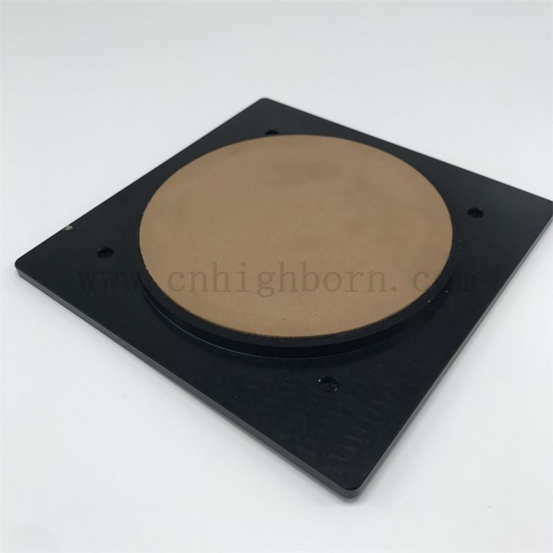 Anpassbare Keramikscheibe gleichmäßig verteilte Blende runde poröse Al2O3 Vakuum -Chuck / Komponenten 