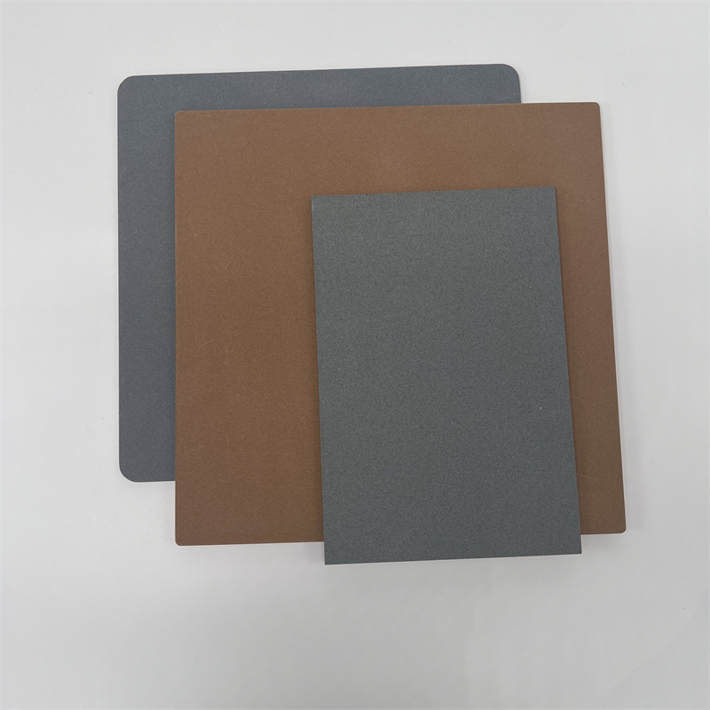 Wofür werden poröse Keramikplatten verwendet?