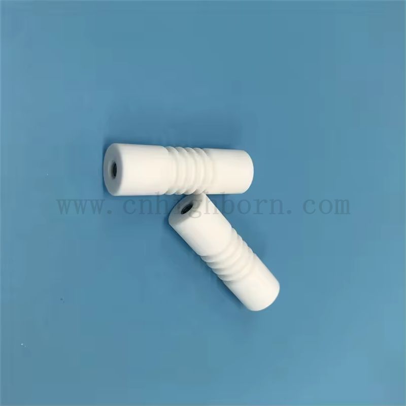 Customized macor massive wellenmaschinierbare Glaskeramik -Gewindestange mit SS -Einsätzen