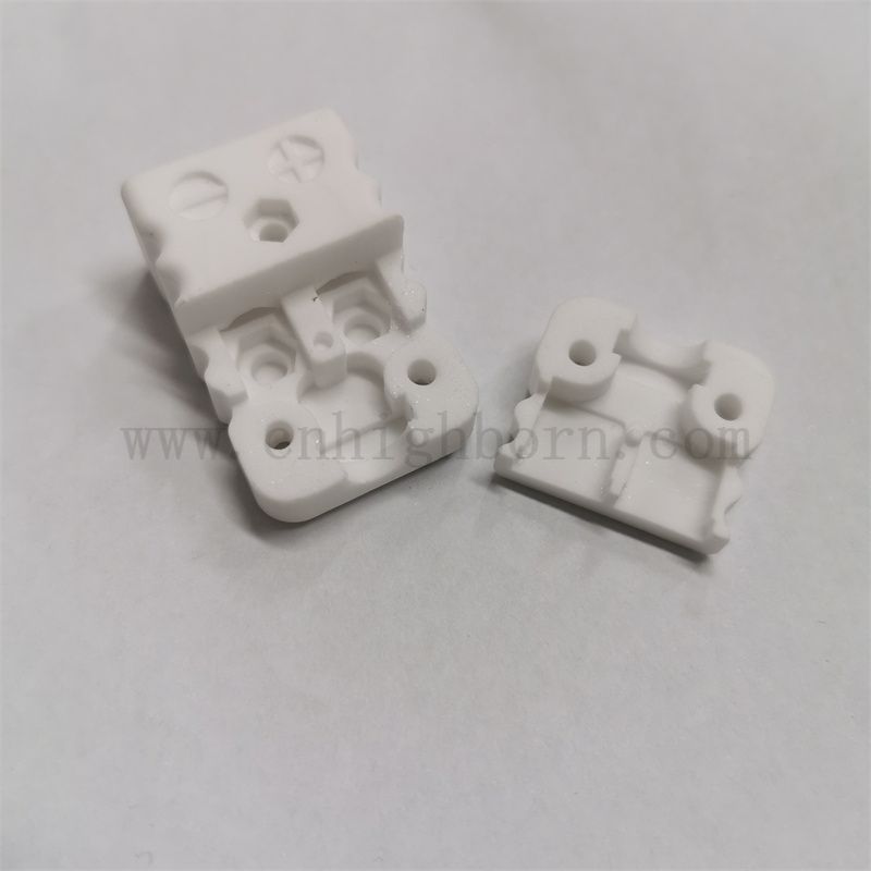 Isolierung 95% Aluminiumoxidkeramikanschlussanschließungsschalter Box